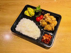 手作り鶏の塩唐揚げ弁当