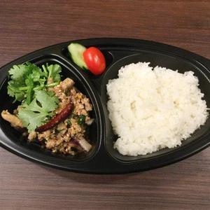 カオニャオラープムー(豚ミンチ東北地方サラダともち米)