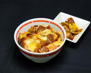 チーズ焼き牛丼 あたま1.5倍盛りセット