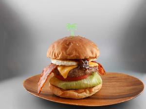 ベーコンエッグチーズバーガー