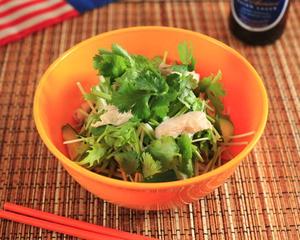 パクチーサラダ Cilantro Salad