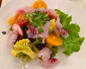三浦野菜と鮮魚のカルハッチョ
