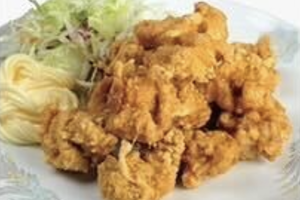 鶏肉の唐揚げ