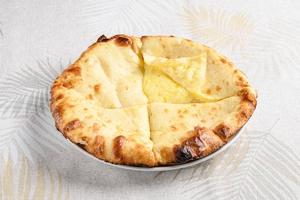 チーズナン CHEESE NAN