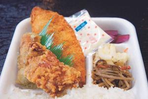 白身フライ弁当 Deep Fried Shiromi Bento Box