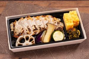 あえん 桜山豚塩焼き 玄米のり弁当