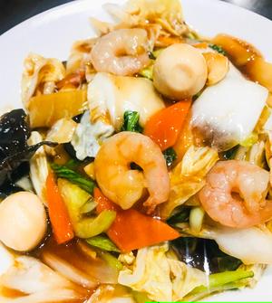 五目あんかけ焼きそば