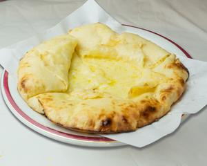 チーズナン/Cheese Nan