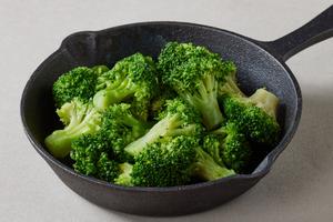 ブロッコリー 100g Broccoli