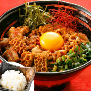 【辛】台湾まぜそば +牛ホルモン (ミニミニ追飯付き)