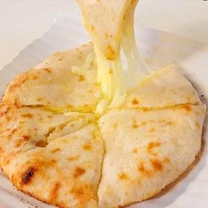 チーズナン Cheese Nan