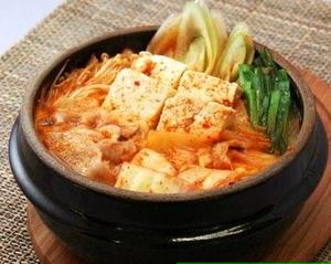 豚キムチチゲ(ご飯付き)