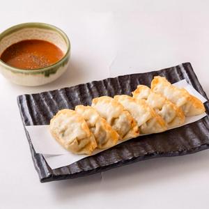 自家製味噌ダレの揚げ餃子