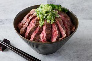 【爽やか】ネギ塩レモンの牛ハラミ丼(150g) Lemon Green Onion Salt Harami Steak Bowl