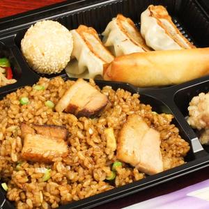 向陽飯店 角煮炒飯弁当