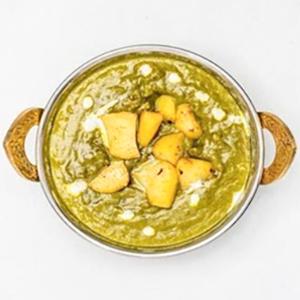 Horensho chicken curry ほうれん草チキンカレー