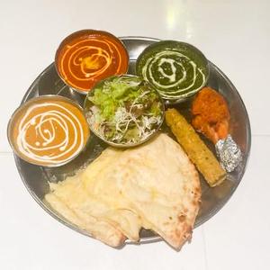 スペシャルセット(special set)(選べるカレー3品)