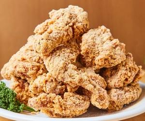 ネネチキン (ハーフ)スノーウィングチキン(チーズ) Half Size-Snow Chicken (with Cheese)