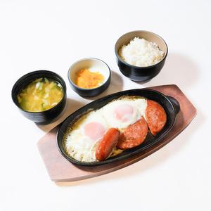 ソーセージエッグ定食
