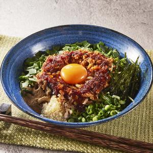 激辛！台湾まぜそば 生卵・ラー油・酢付き(麺200g)