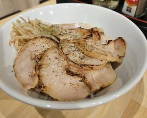 チャーシュー丼
