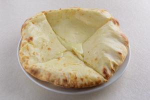 チーズナン / Cheese nan