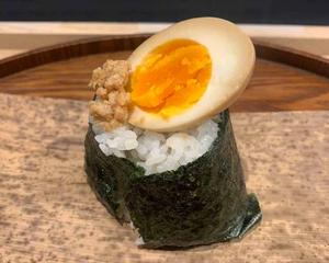 そぼろ半熟卵