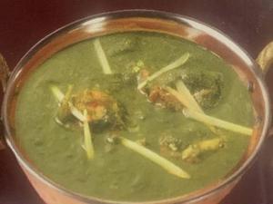 チキンサグ Chicken Saag