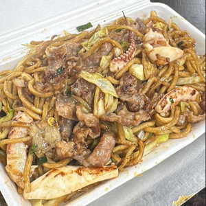 ぎゅんた焼きそば(ミックス)