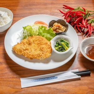 トンカツ定食