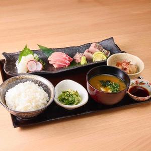 お刺身三種盛り定食