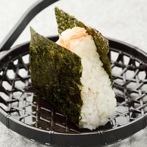 鮭:有名アナウンサーも大絶賛！店内1番人気/Salmon