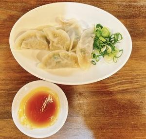 塩で食べる水餃子(香味醤油たれ 6ヶ)