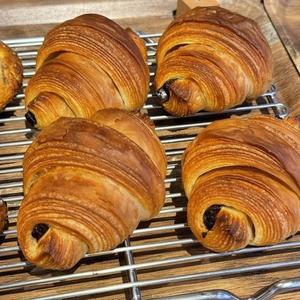 チョコクロワッサン choco croissant
