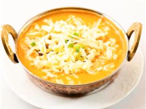 チキンチーズカレー Chicken Cheese Curry