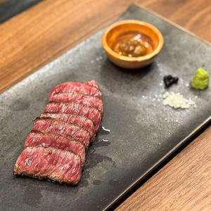 やまと和牛ステーキ(ウチモモ)