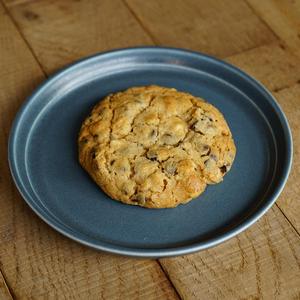 WALNUTS ＆ CHOCOLATE COOKIE