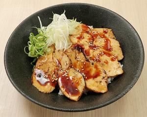 F-1114】炙り鶏チャーシュー丼Regular Size Roasted Chicken Rice Bowl