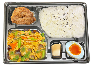 豚肉とキクラゲと玉子炒め弁当