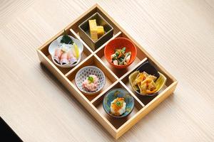 前菜6種モリ(刺身)