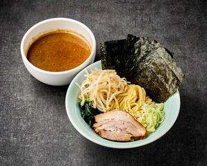 もやし豚骨魚介つけ麺(チャーシュー1枚・薬味ネギ・ホウレン草・ノリ3枚・モヤシ)