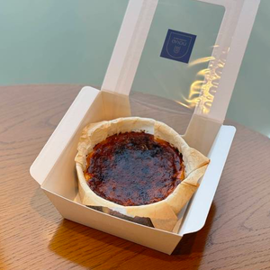 ベイクドチーズケーキ[ホール12㎝]Baked cheese cake