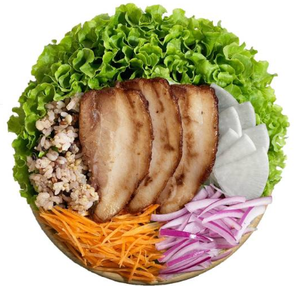極旨チャーシューの蒲焼きサラダ(蒲焼きチャーシュー・雑穀米・大根・ニンジン・レッドオニオン)