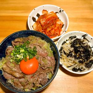 月見ロース キムチナムルセット