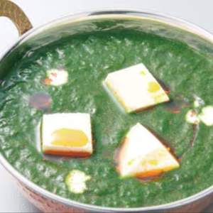 ほうれん草パニールカレー/Spinach Paneer Curry