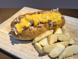 【No.1】フィリーチーズステーキ PHILLY CHEESE STEAK [No sides included]