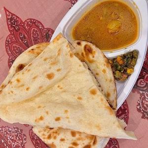 チキンカレー&ナン/Chicken Curry & Naan