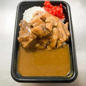 カレーライス(白米 普通盛)★チャーシュー煮崩れ100g乗せ