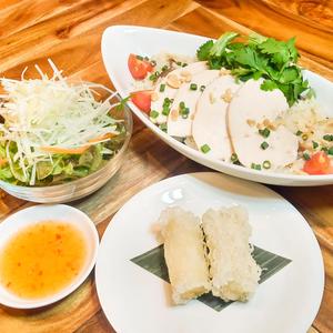 コムガー(鶏の炊き込みご飯)・海鮮揚げ春巻セット