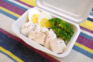 サラダチキンBOX